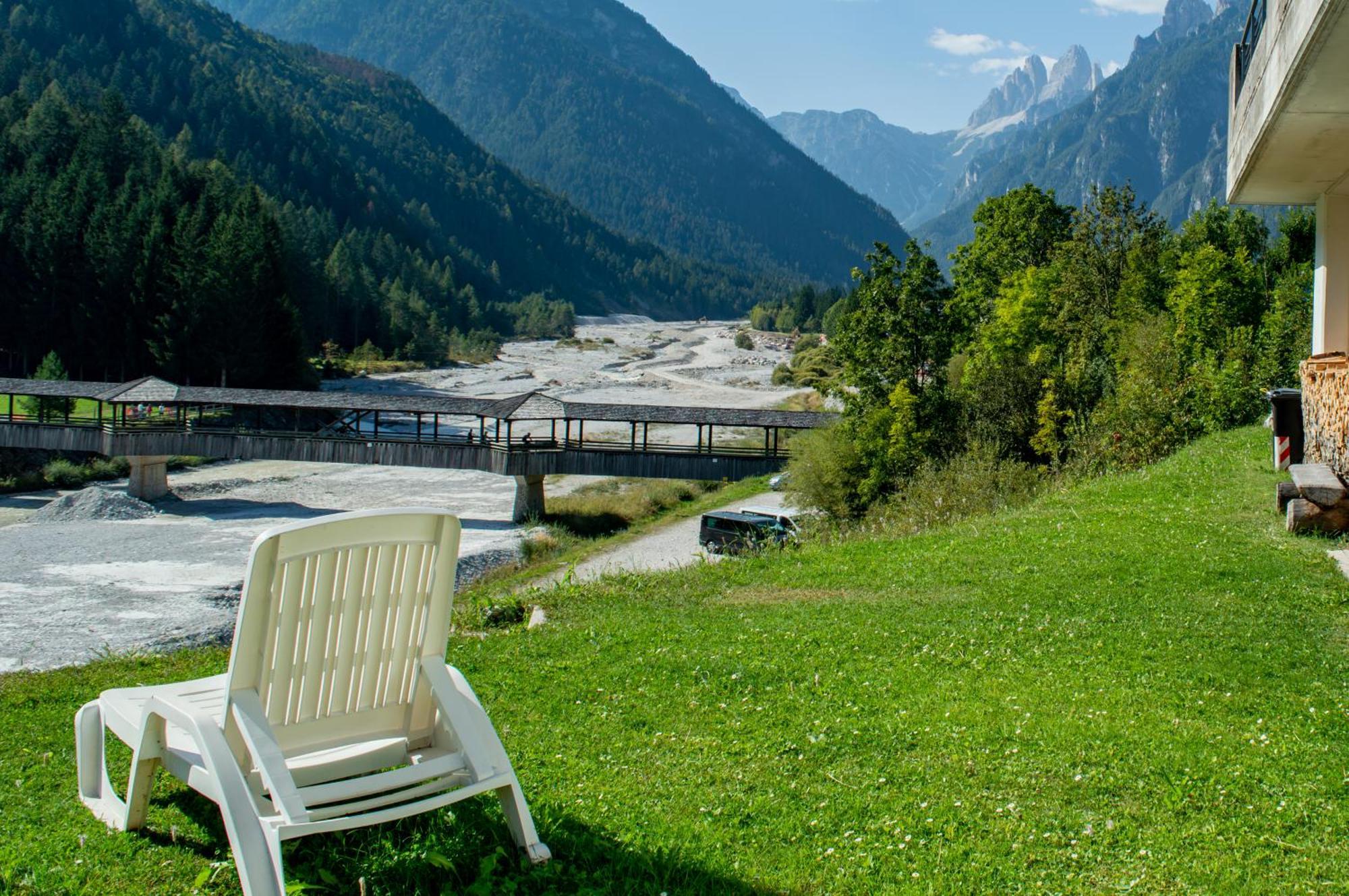 Hotel Serena - Tre Cime Views Auronzo di Cadore Exteriör bild