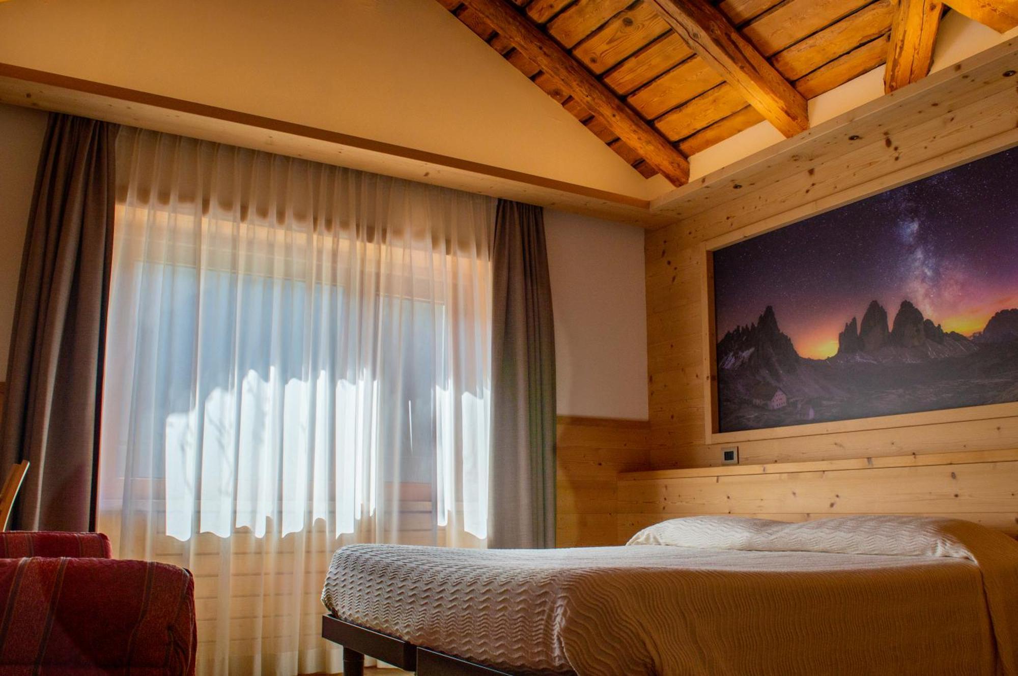 Hotel Serena - Tre Cime Views Auronzo di Cadore Exteriör bild