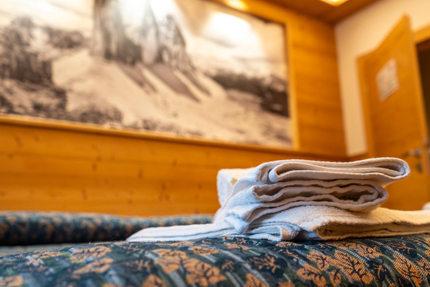 Hotel Serena - Tre Cime Views Auronzo di Cadore Exteriör bild